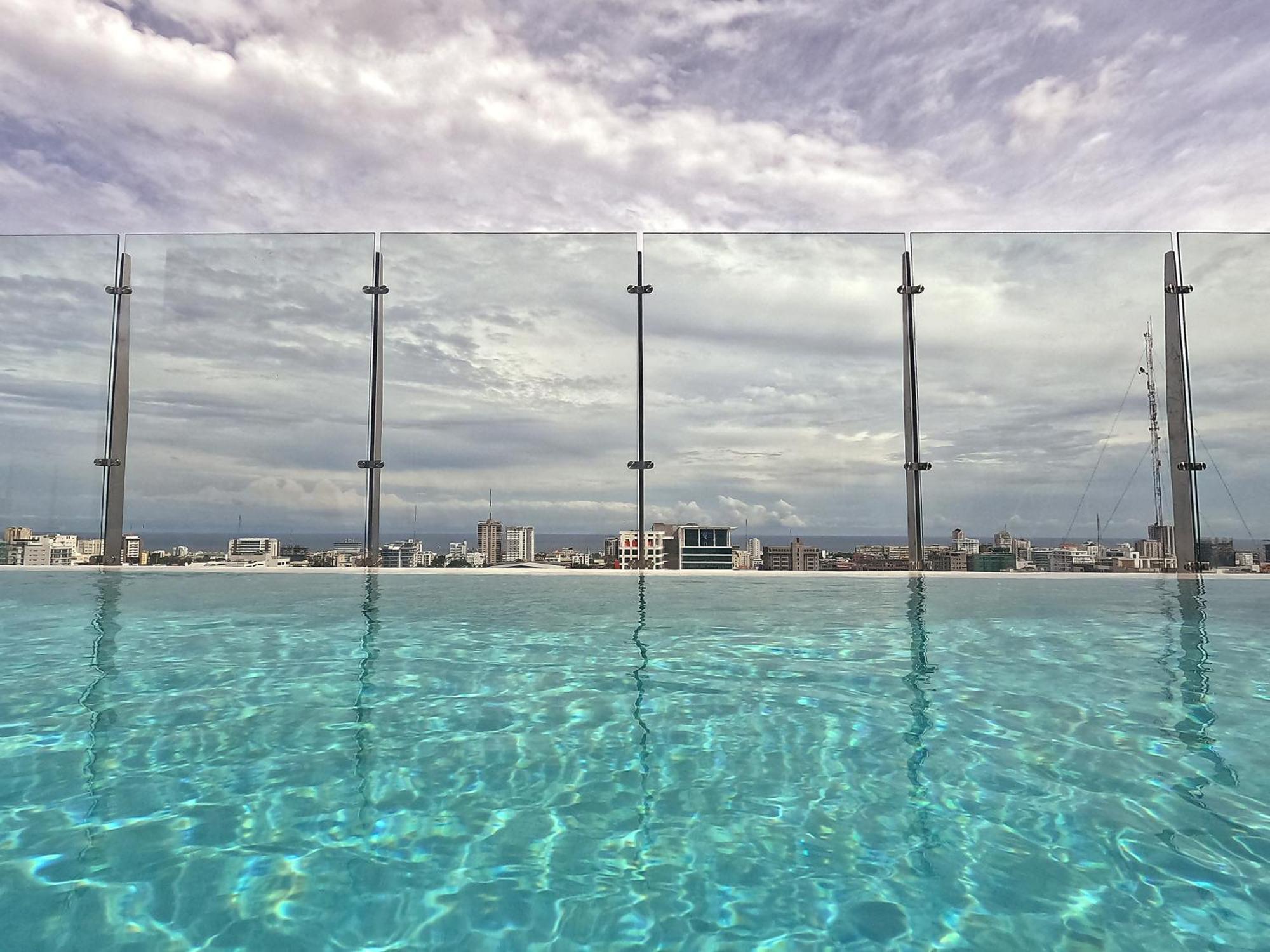 Courtyard By Marriott Santo Domingo Piantini Hotel Buitenkant foto