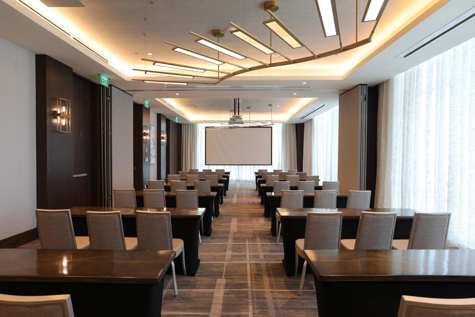 Courtyard By Marriott Santo Domingo Piantini Hotel Buitenkant foto