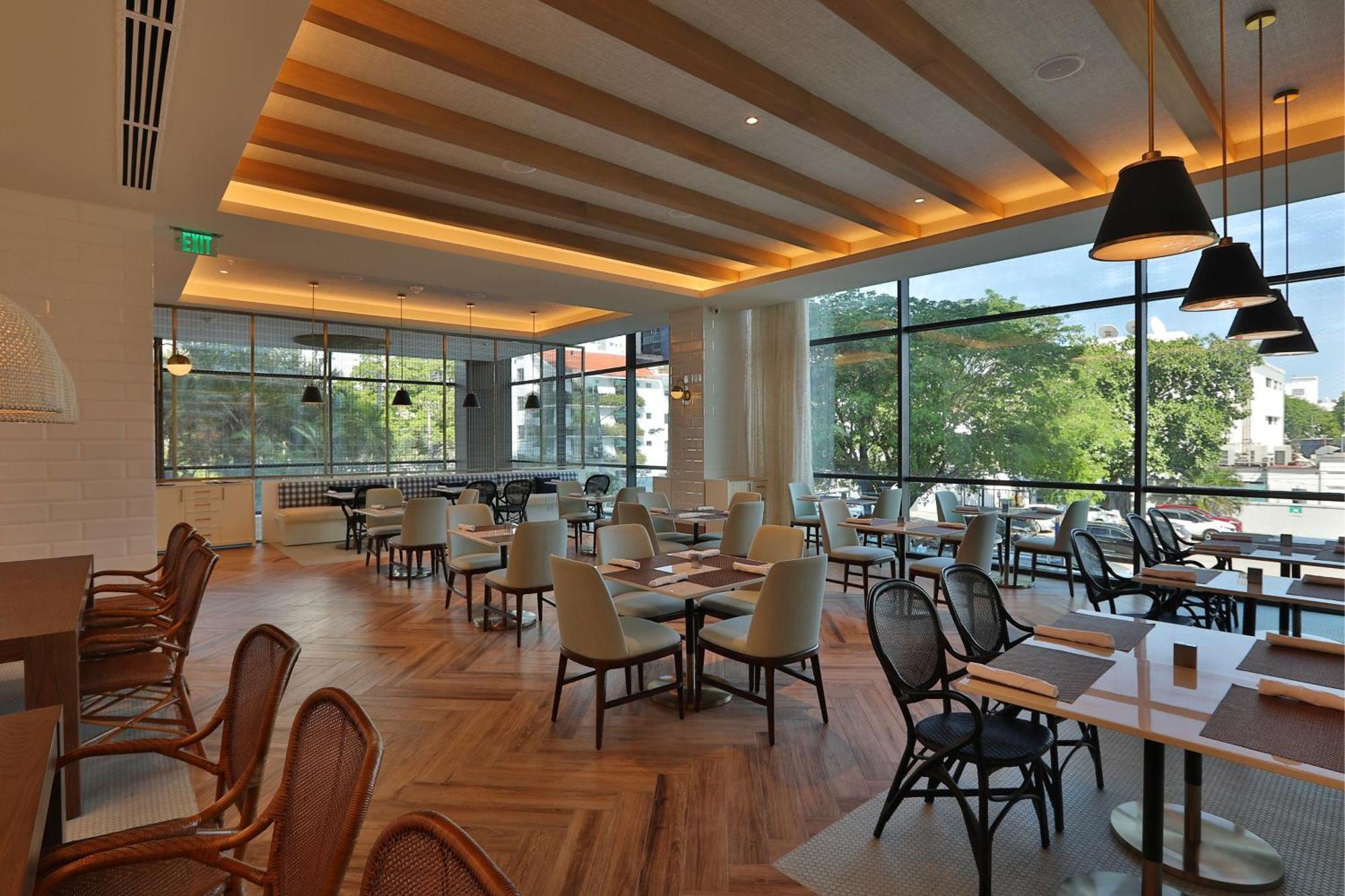 Courtyard By Marriott Santo Domingo Piantini Hotel Buitenkant foto